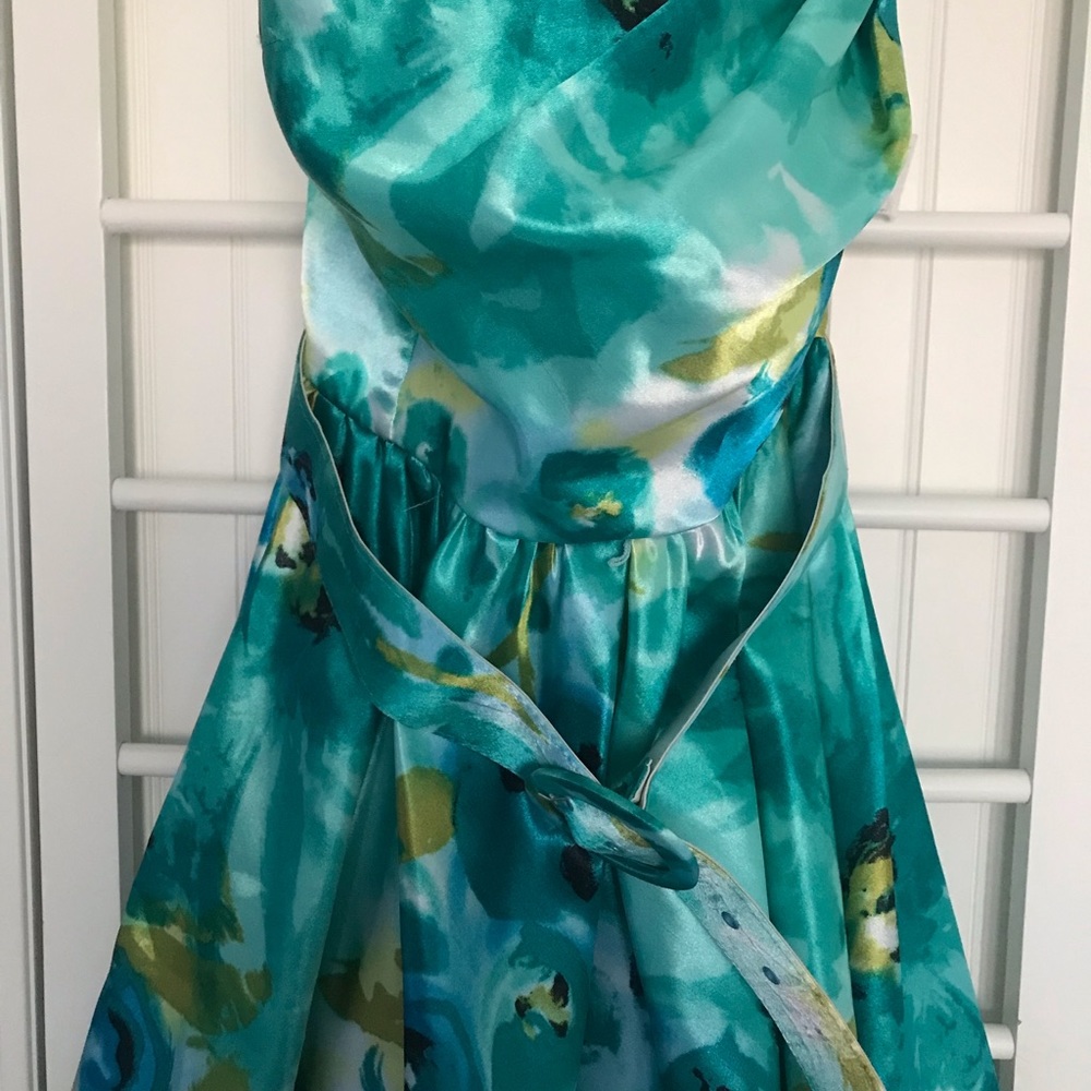 BRAND NEW CHARLOTTE RUSSE DRESS - Picture 8 of 8